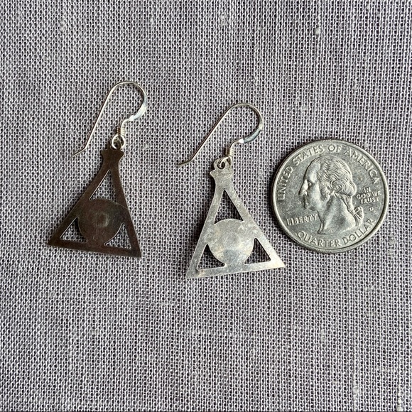 Sold 📣 Vintage Triangle Turquoise & Sterling Earrings - Picture 5 of 13